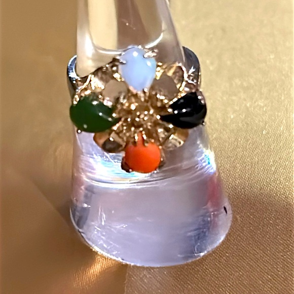 Various colors of Jade cocktail ring - Picture 1 of 2